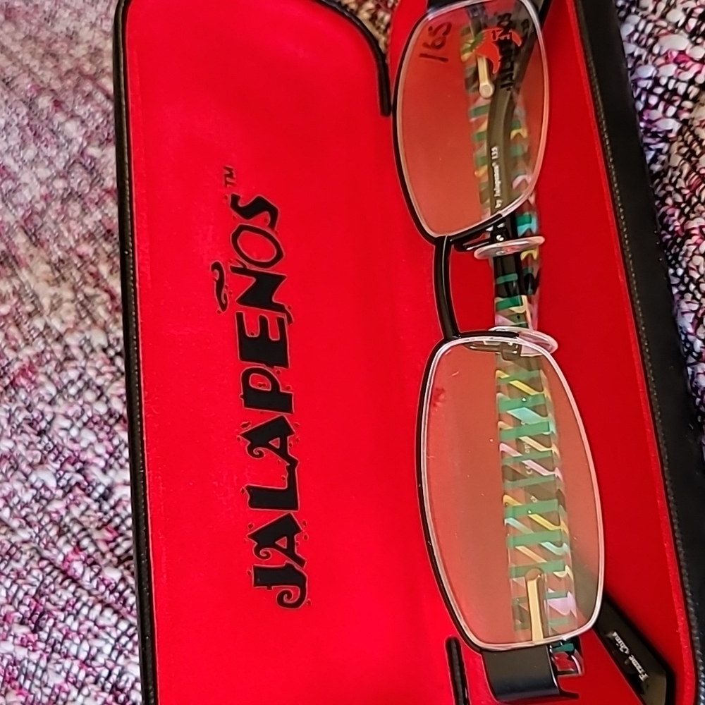 Jalapeños glasses with case NWOT rimless black frame